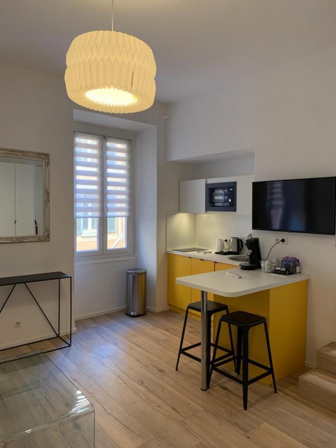Studio Rue Pietonne Ajaccio أجاكسيو المظهر الخارجي الصورة
